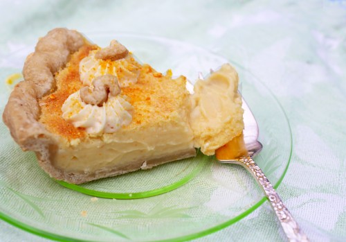 This orange cake pie is really creamy!